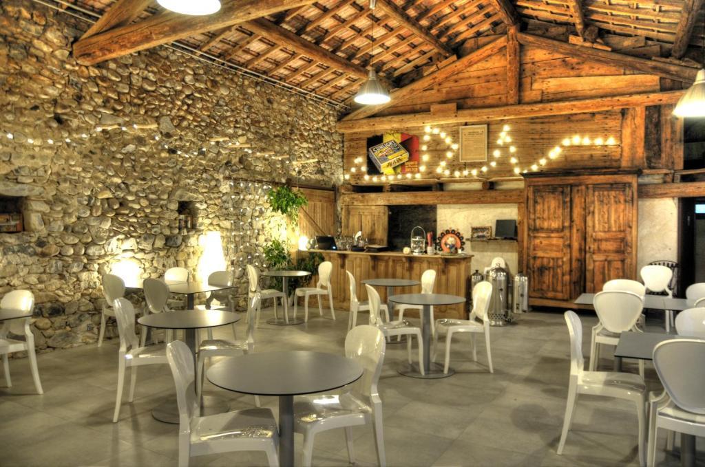 Gites Du Domaine Des Dames Vallon-Pont-d'Arc Bilik gambar